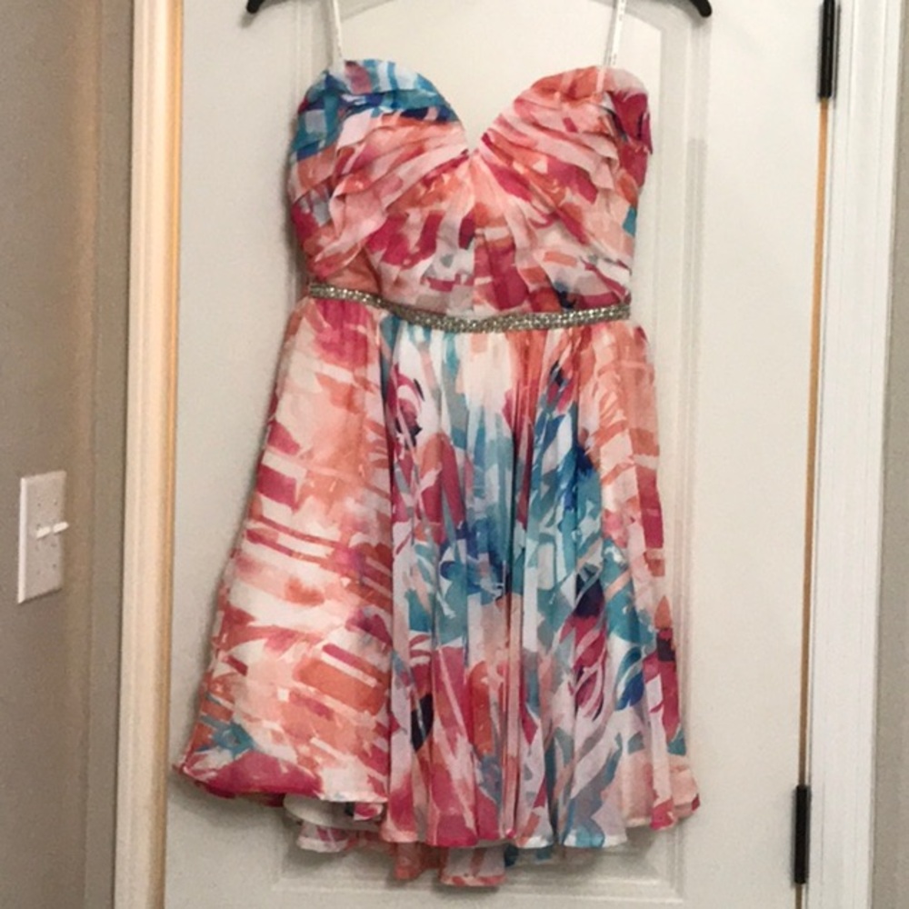 Formal printed Dress💃🏽💃🏽💃🏽